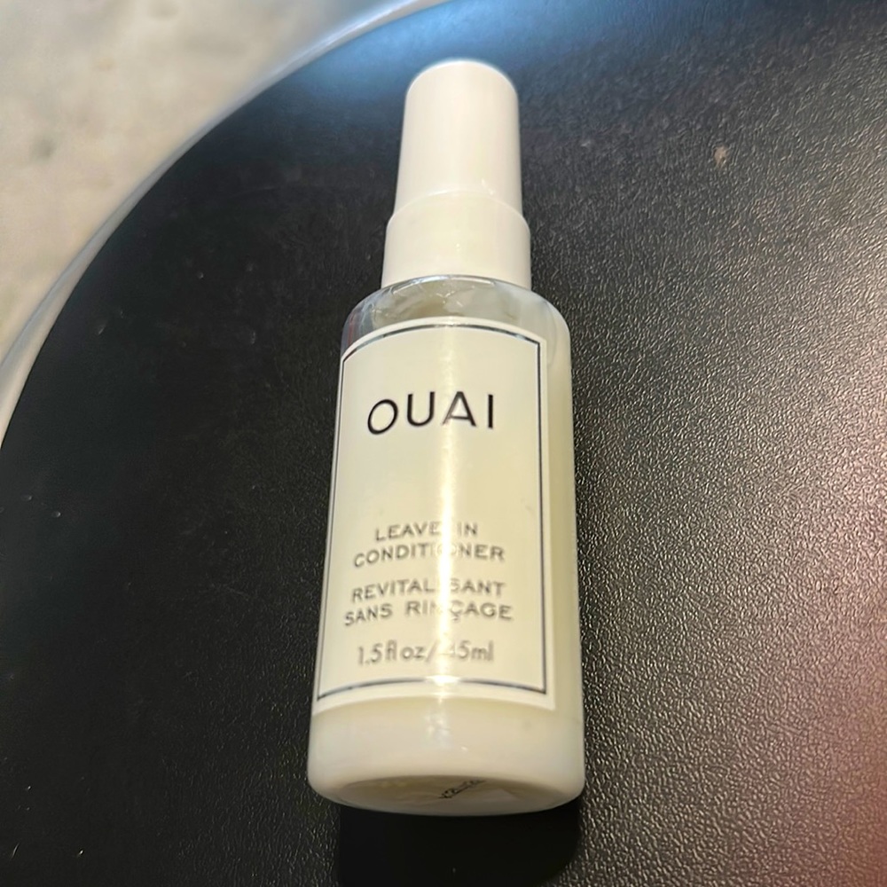 LEAVE IN
CONDITIONER
1.5 floz/45ml